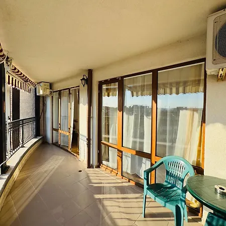 Royal Palm 172 One Bedroom Sveti Vlas